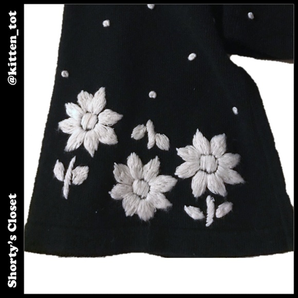 DONATED! EUC embroidered sweater - Picture 3 of 3